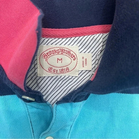 EUC Men’s Brooks Brothers short sleeved polo. Size Medium. Golden Fleece logo. - Picture 4 of 8